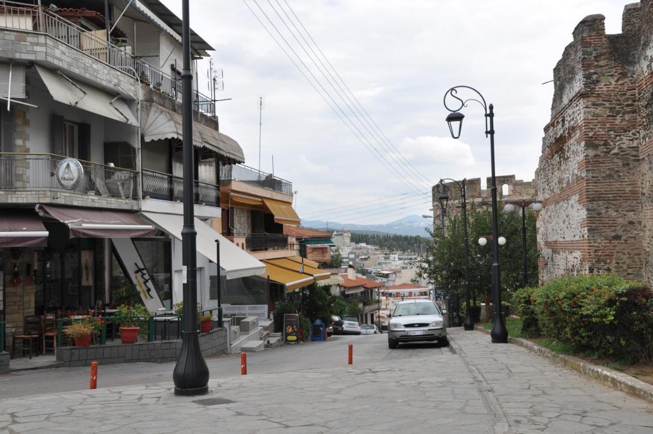 Frida'S House In Old Town Thessaloniki Apartment Exterior photo